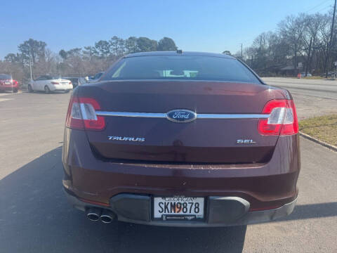 2010 Ford Taurus SEL