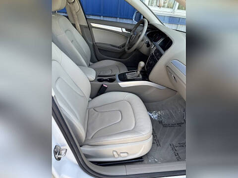 2009 Audi A4 2.0T quattro Premium