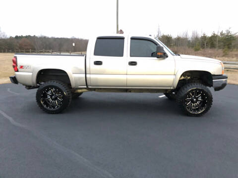 2004 Chevrolet Silverado 1500 for sale at DLUX Motorsports in Fredericksburg VA