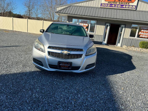 2013 Chevrolet Malibu for sale at GENE'S AUTO SALES in Selbyville DE