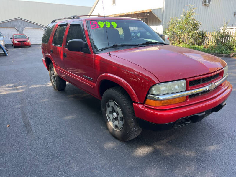 2003 Chevrolet Blazer for sale at BIRD'S AUTOMOTIVE & CUSTOMS in Ephrata PA