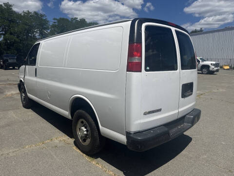 2018 Chevrolet Express 2500