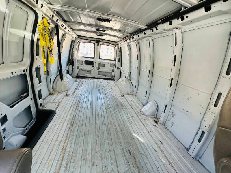 2019 Chevrolet Express 2500