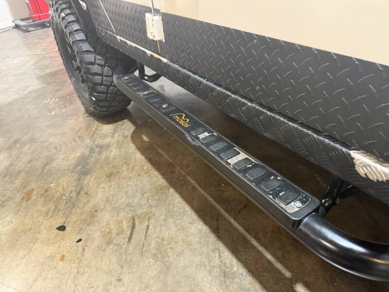 1990 Land Rover Defender