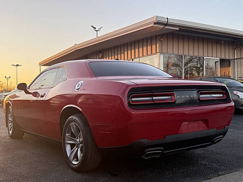 2016 Dodge Challenger SXT
