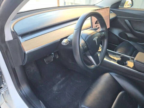 2020 Tesla Model 3 Standard Range