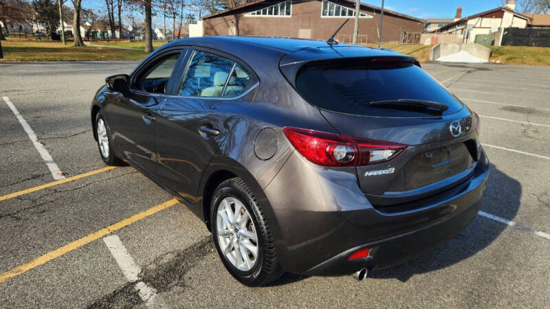 2016 Mazda MAZDA3 i Touring