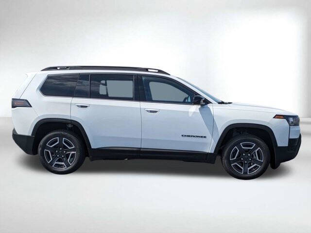 2026 Jeep Cherokee Laredo