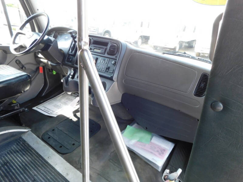 2014 Freightliner S2 Chassis