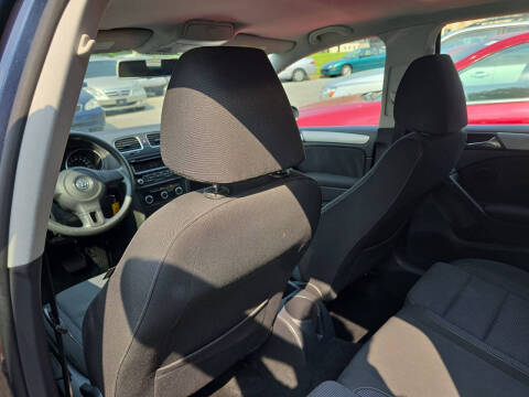 2012 Volkswagen Golf 2.5L PZEV