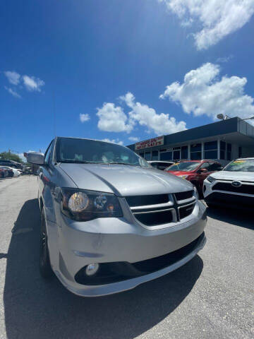 2019 Dodge Grand Caravan for sale at Modern Auto Sales in Hollywood FL