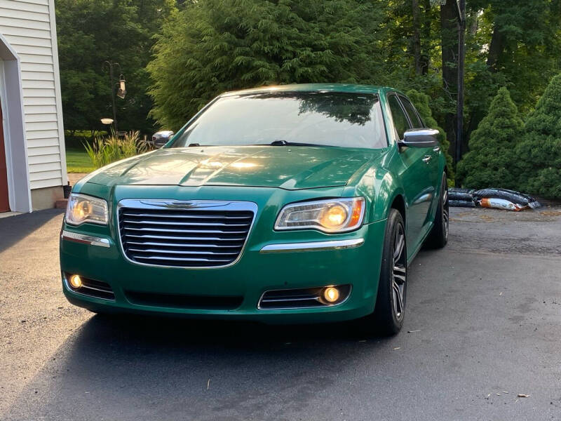 2012 Chrysler 300 Limited photo 3