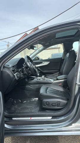 2017 Audi A4 2.0T quattro Premium Plus