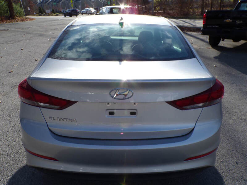 2018 Hyundai Elantra