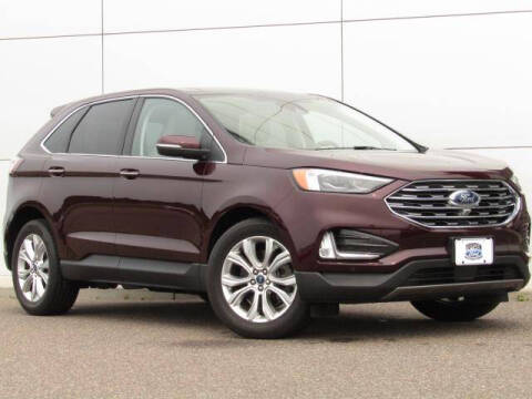 2022 Ford Edge Titanium