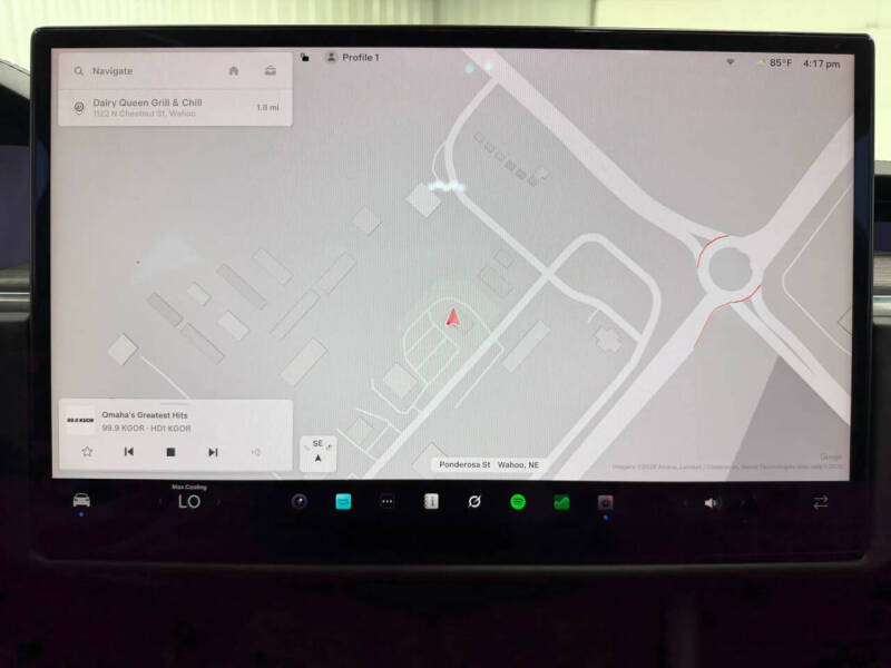 2023 Tesla Model X Standard Range