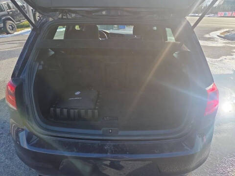 2017 Volkswagen Golf GTI S