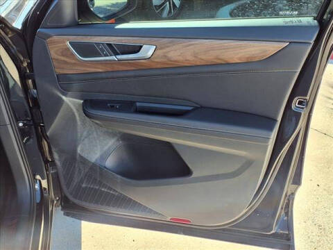 2025 Volkswagen Atlas SE