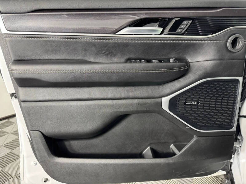 2024 Jeep Wagoneer L