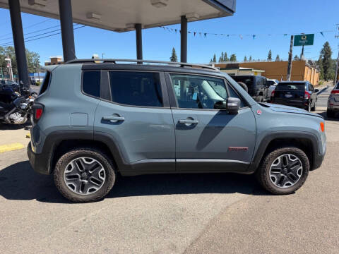 2017 Jeep Renegade Trailhawk