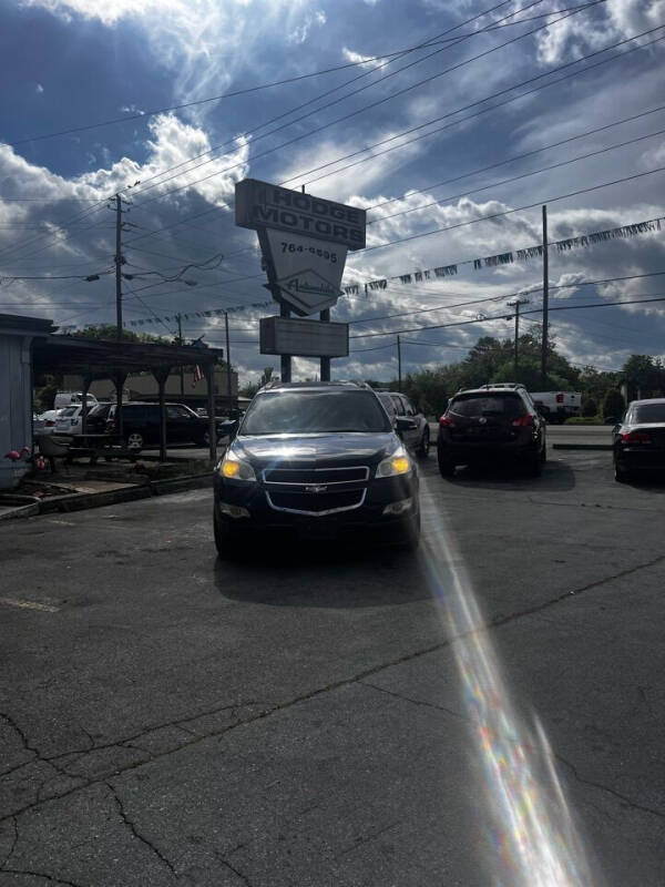 2011 Chevrolet Traverse for sale at HODGE MOTORS in Bristol TN