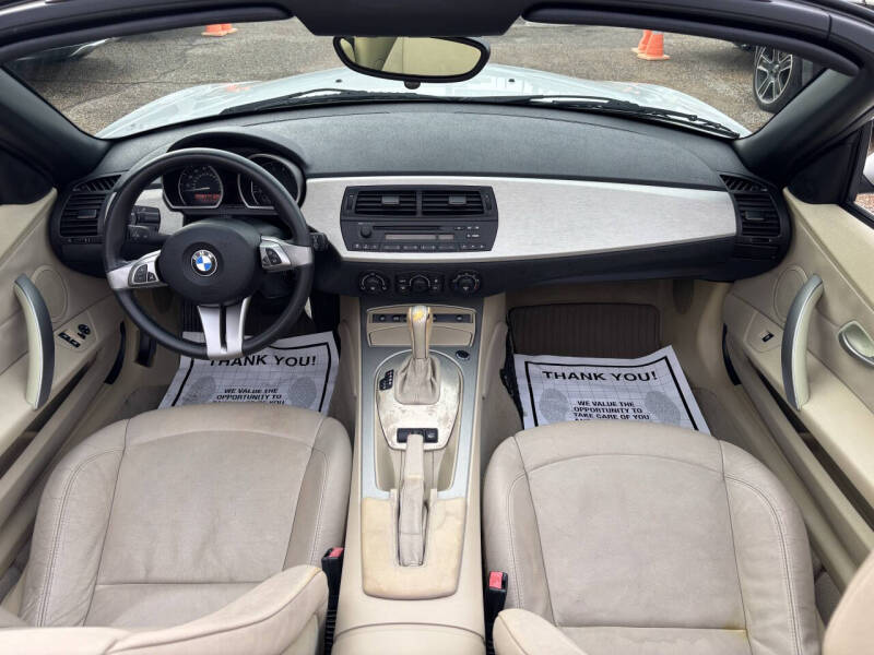 2005 BMW Z4 3.0i