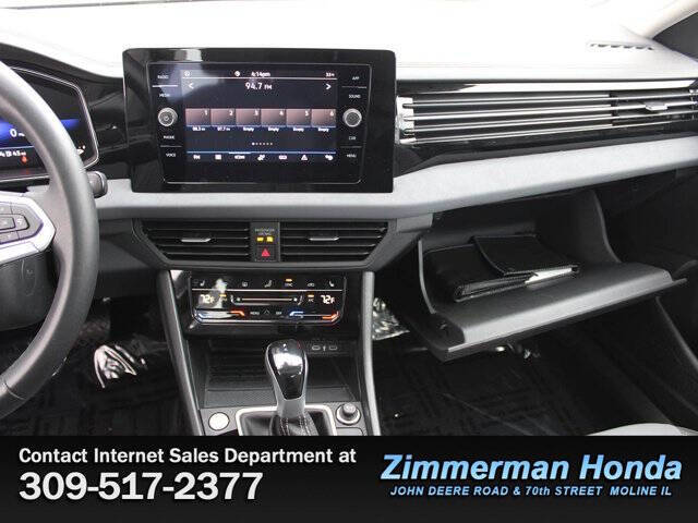 2025 Volkswagen Jetta SE