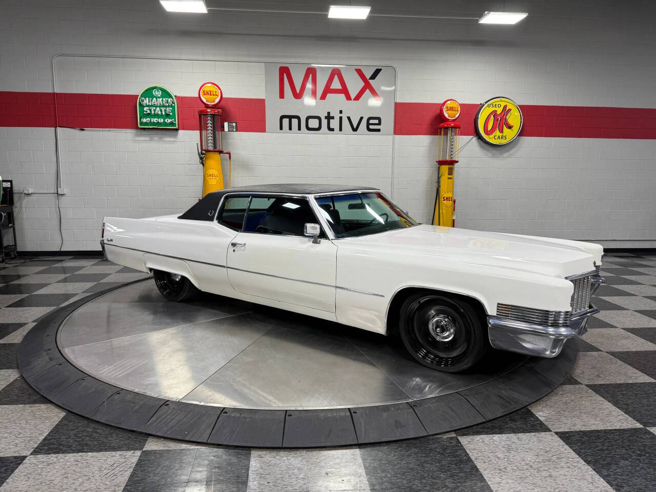 1970 Cadillac DeVille 3