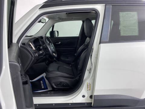 2017 Jeep Renegade Deserthawk