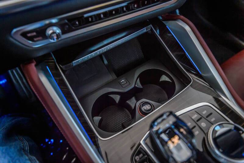 2021 BMW X6 xDrive40i