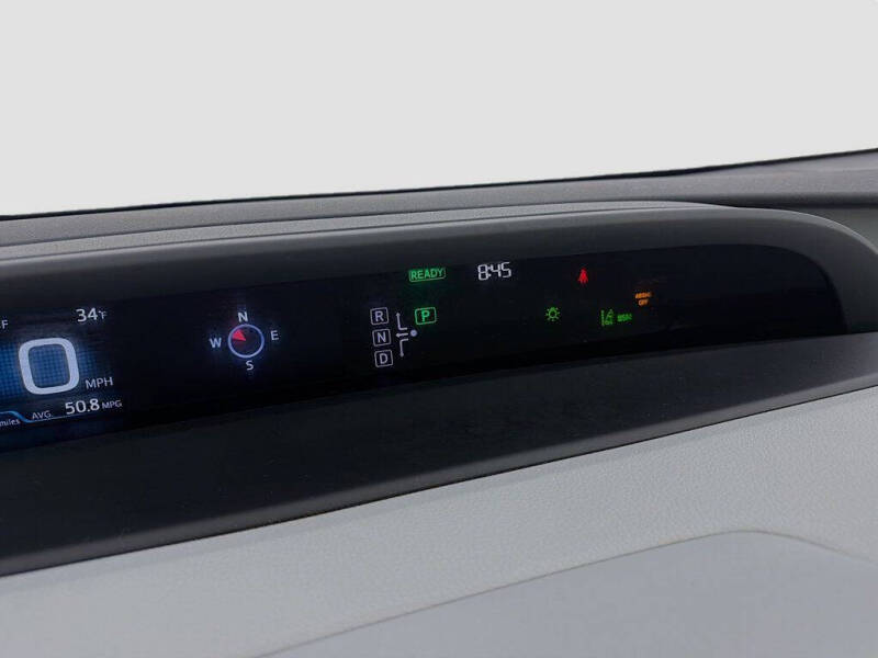 2017 Toyota Prius Three Touring