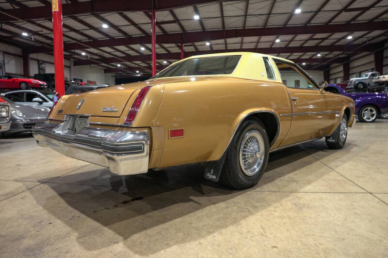 1977 Oldsmobile Cutlass Supreme