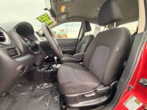 2018 Nissan Versa SV