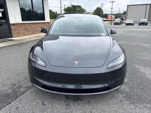 2025 Tesla Model 3 Long Range