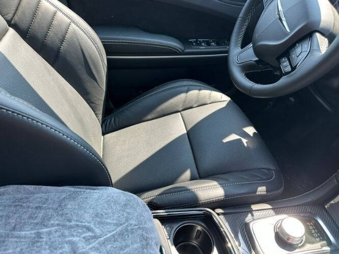 2023 Chrysler 300C