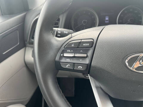 2020 Hyundai Elantra