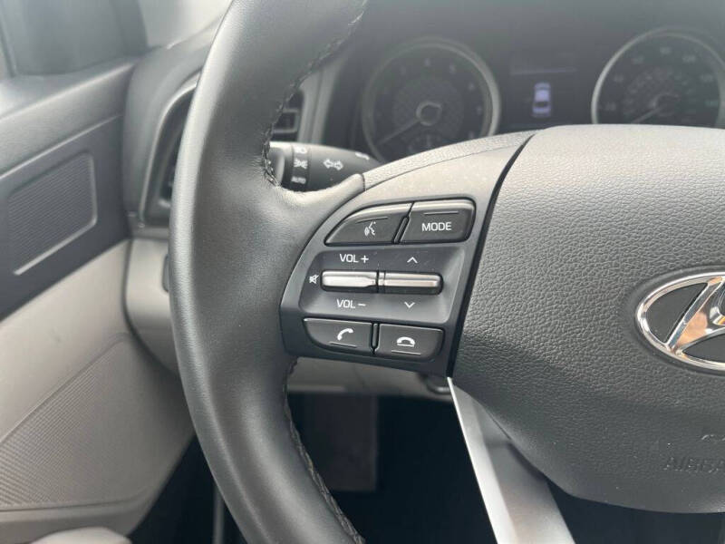 2020 Hyundai Elantra