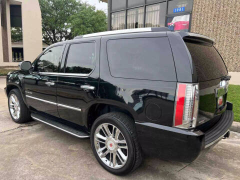 2012 Cadillac Escalade