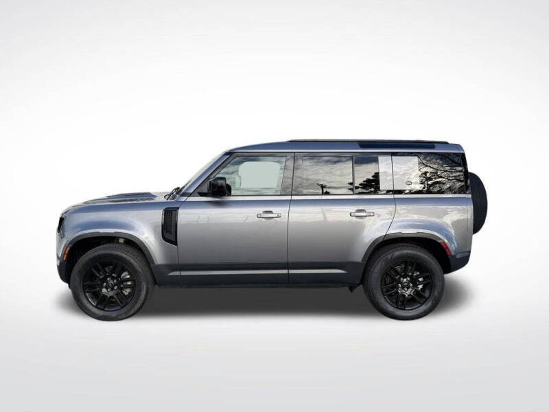 2022 Land Rover Defender 110 S