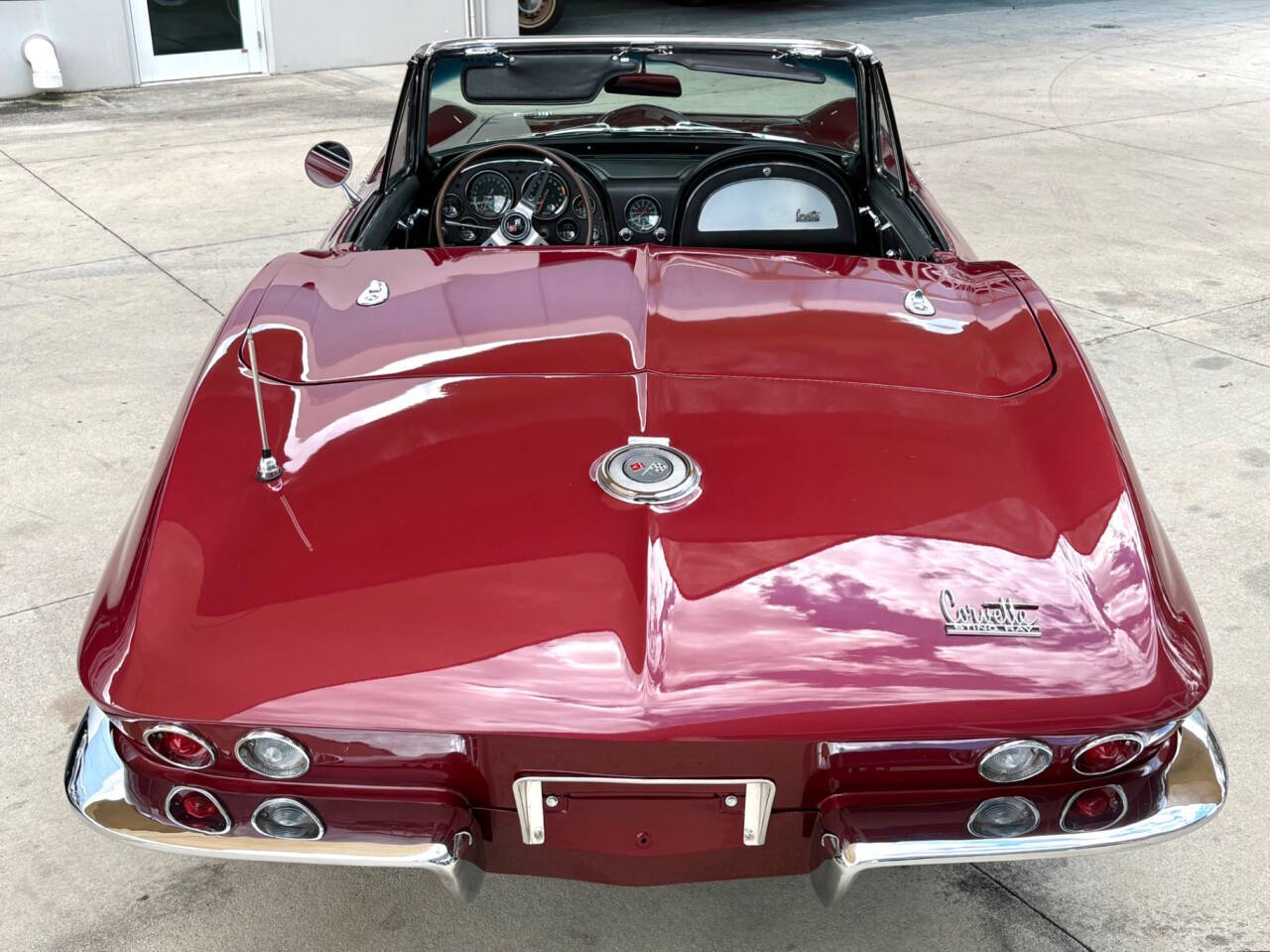 1966 Chevrolet Corvette 12