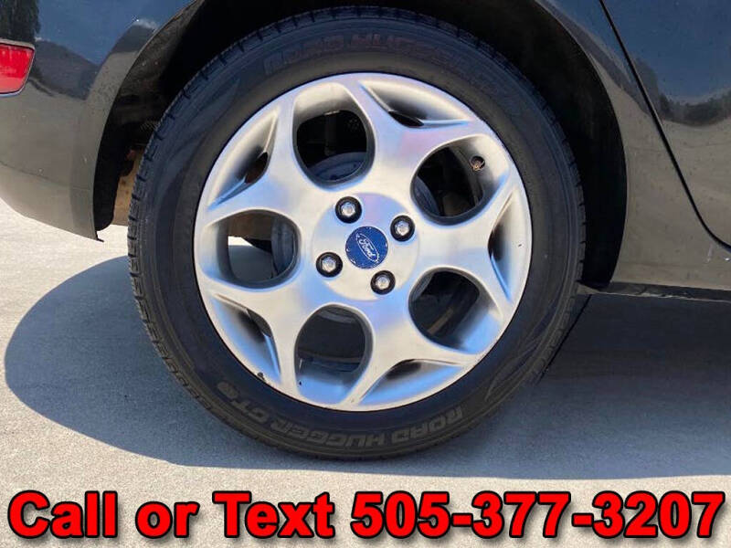 2011 Ford Fiesta SES