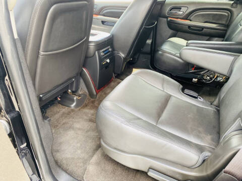 2014 Cadillac Escalade Luxury