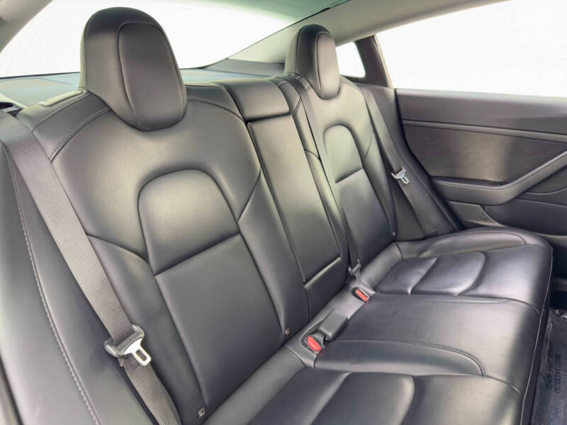 2020 Tesla Model 3 Standard Range Plus