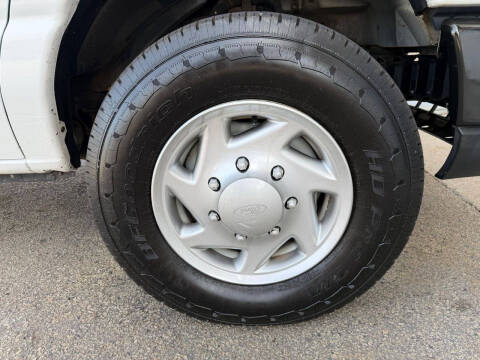 2014 Ford E-Series E-350 SD
