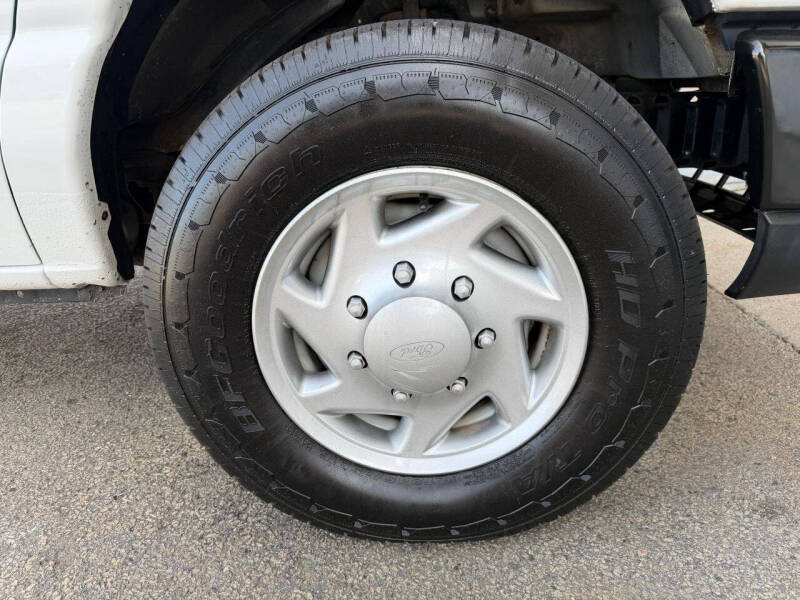 2014 Ford E-Series E-350 SD