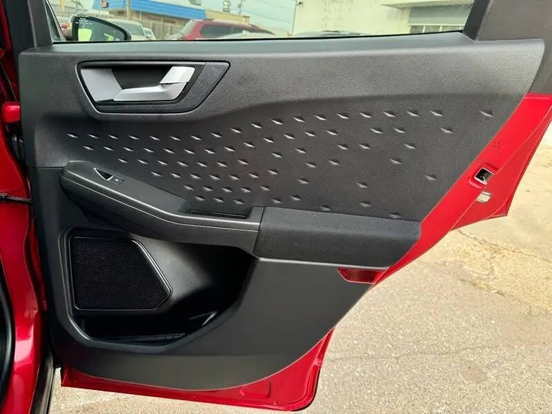 2020 Ford Escape SE