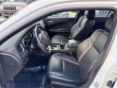 2016 Dodge Charger SXT