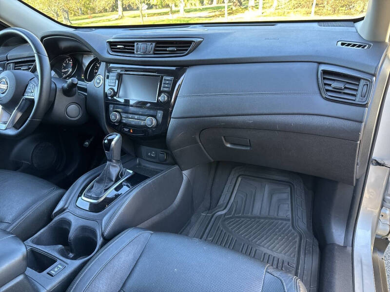 2018 Nissan Rogue SL