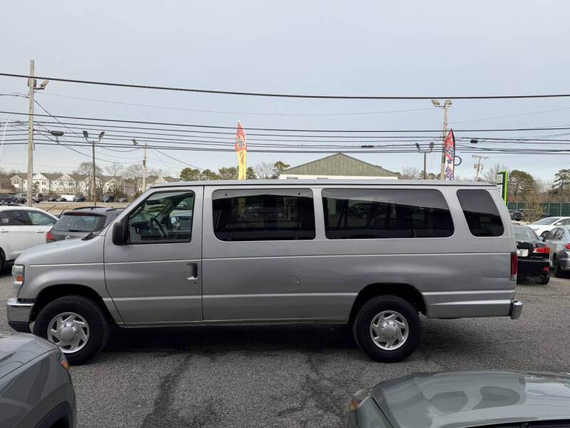 2010 Ford E-Series E-350 SD XL