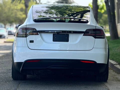 2024 Tesla Model X